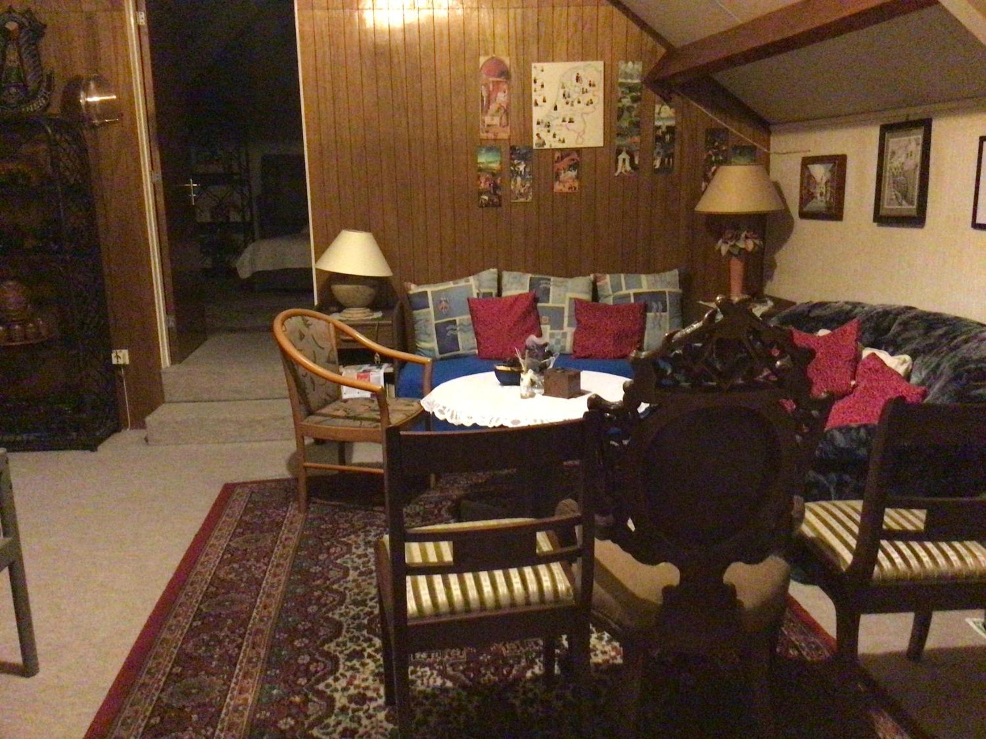 Mely's House Gasthuis